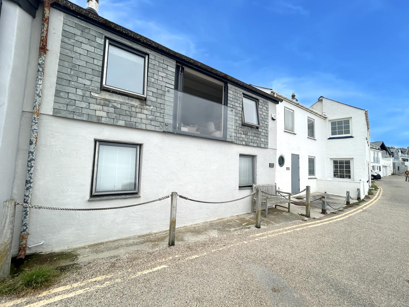 Mounts Road, Porthleven