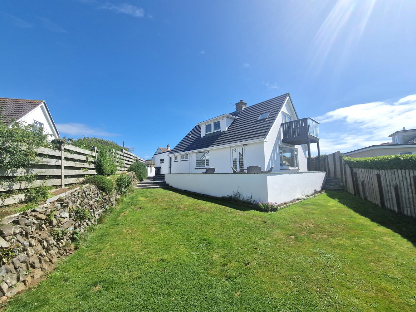 Laflouder Fields, Mullion