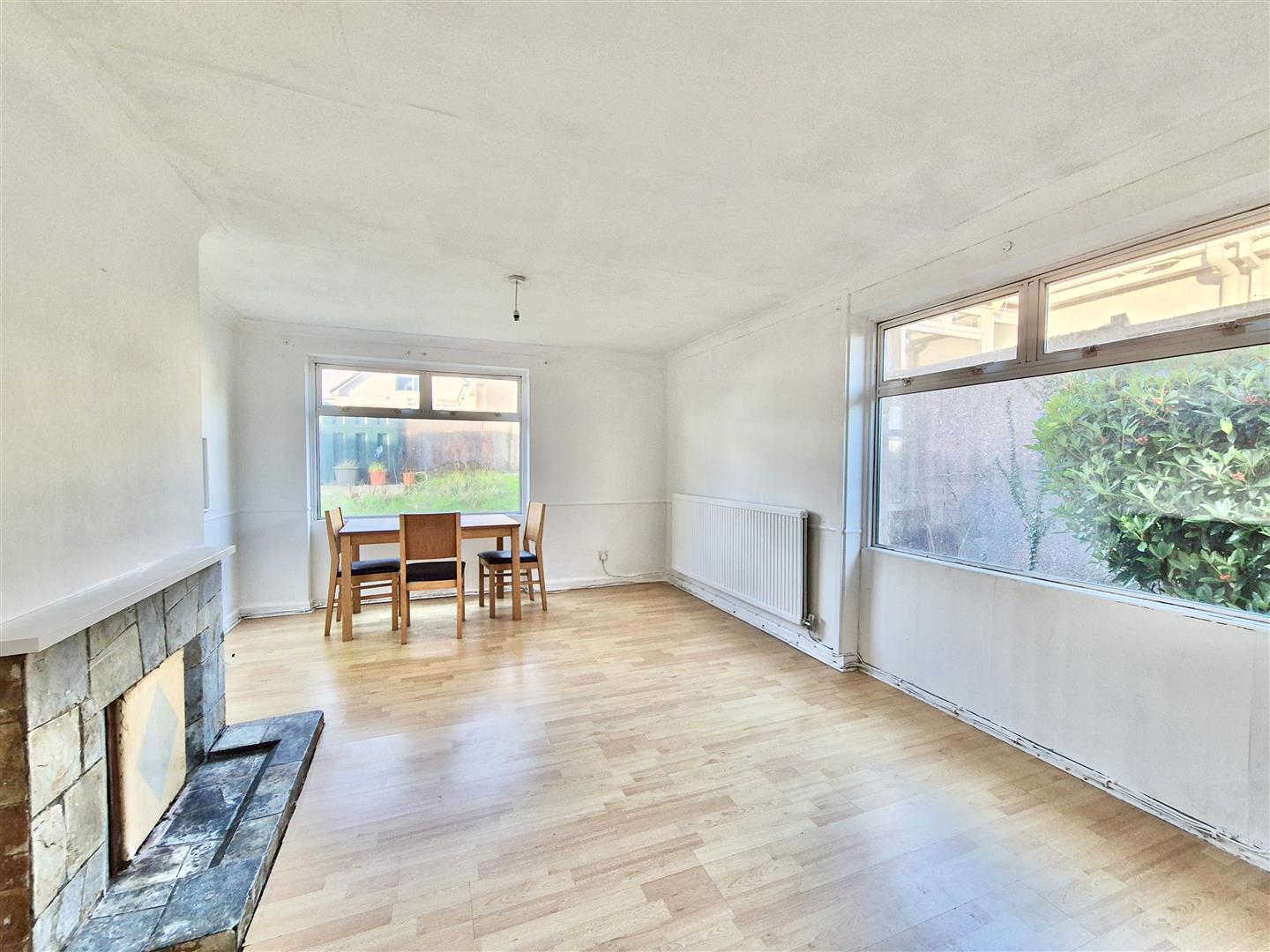 Praze Road, Porthleven