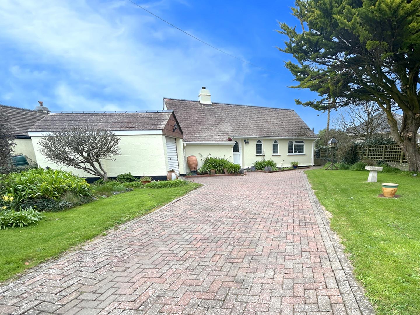 Polhorman Lane, Mullion, Helston