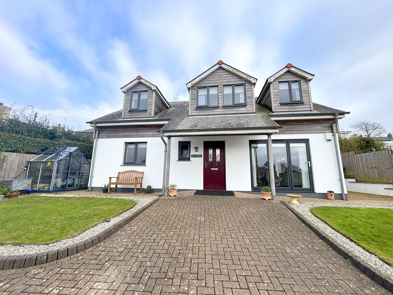Cades Parc, Helston