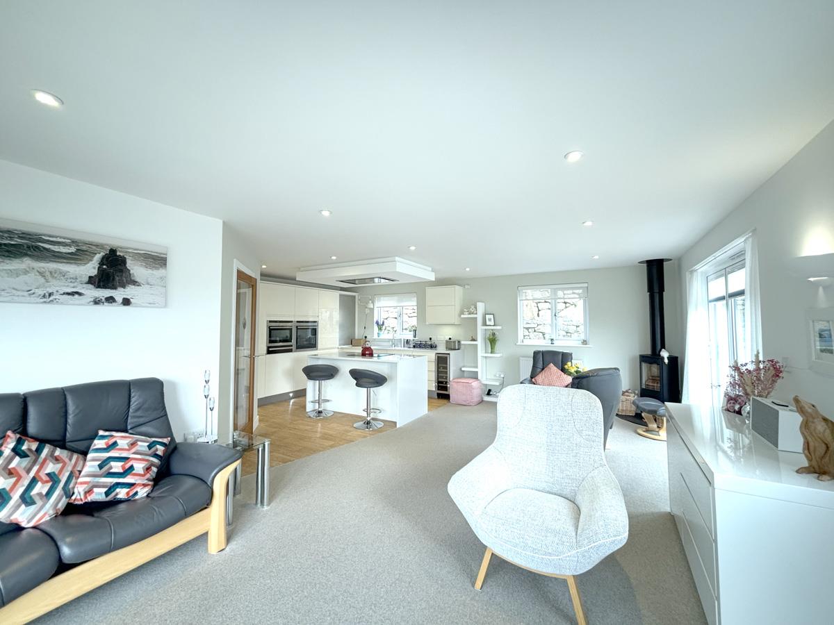 Cades Parc, Helston