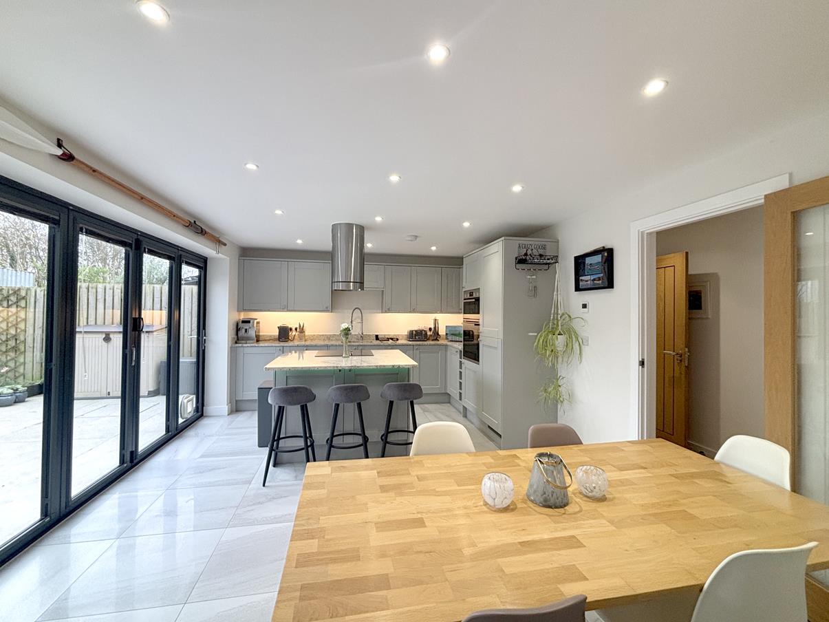 Mab Ha Broder, Trewennack