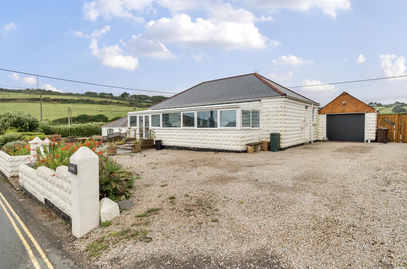 Castle Drive, Praa Sands