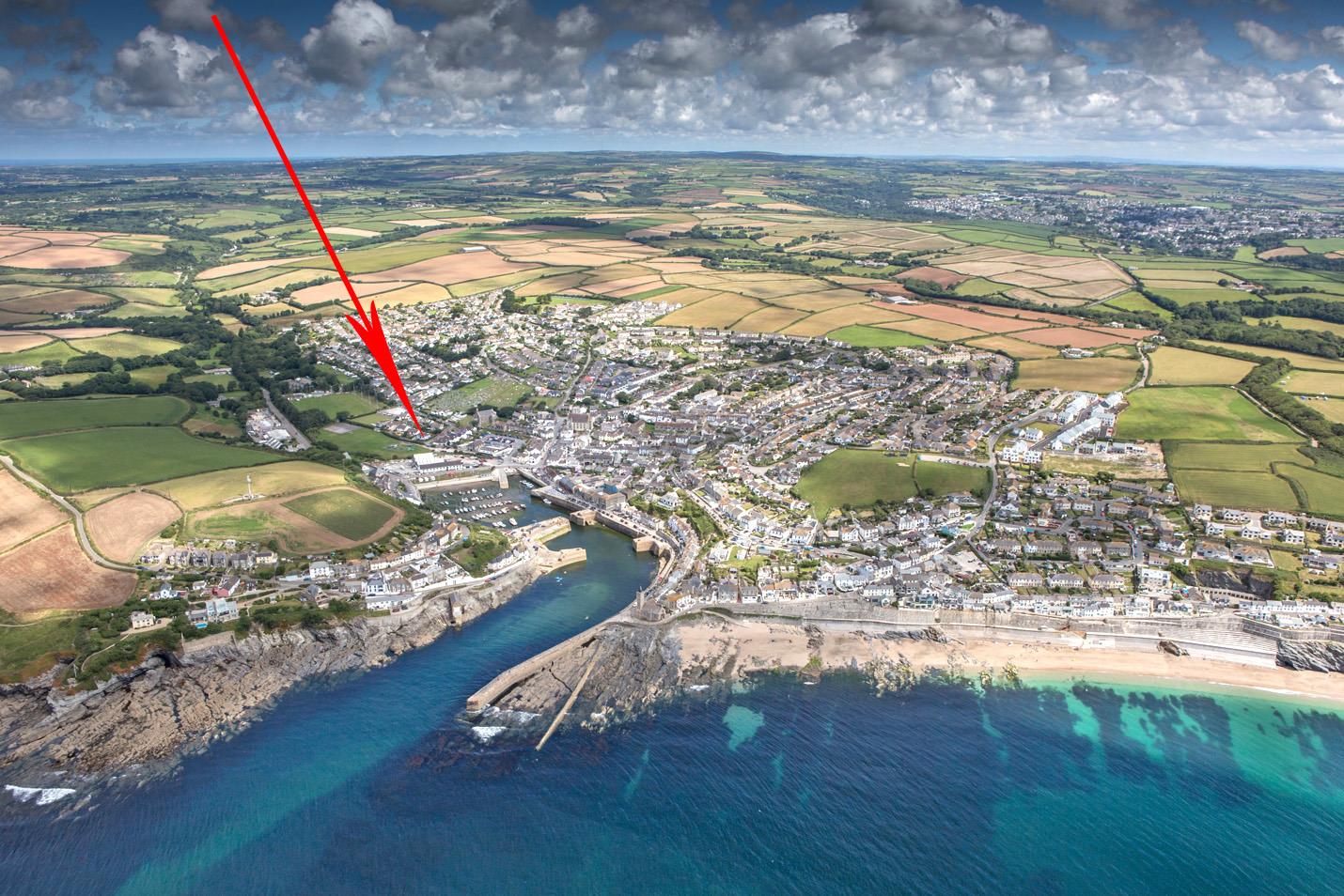 Spacious detached bungalow, Porthleven